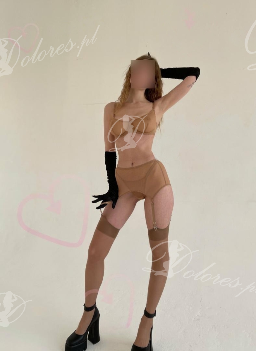 BlondLaura