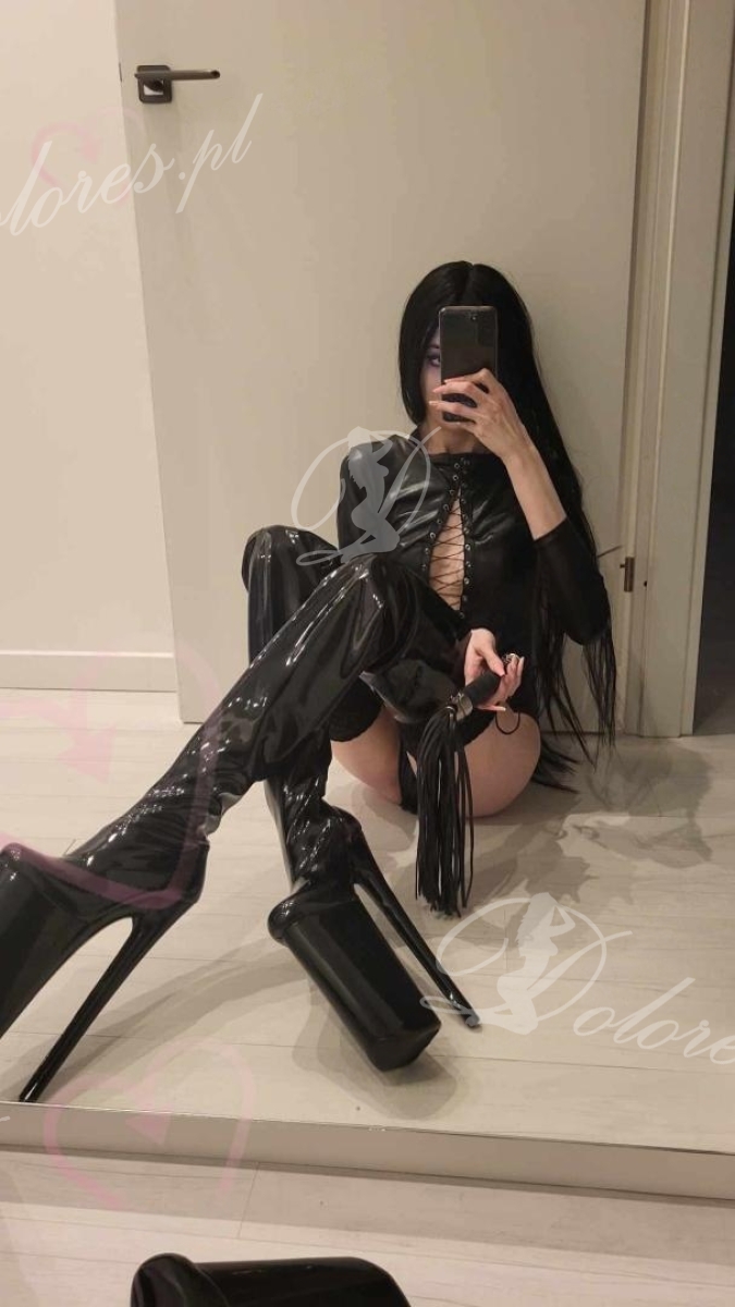 Kusicielka VIP ESCORT  Online Whatsapp