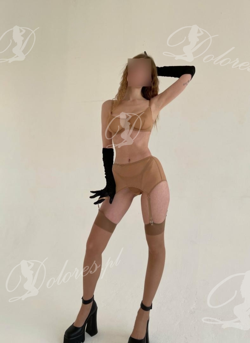 BlondLaura