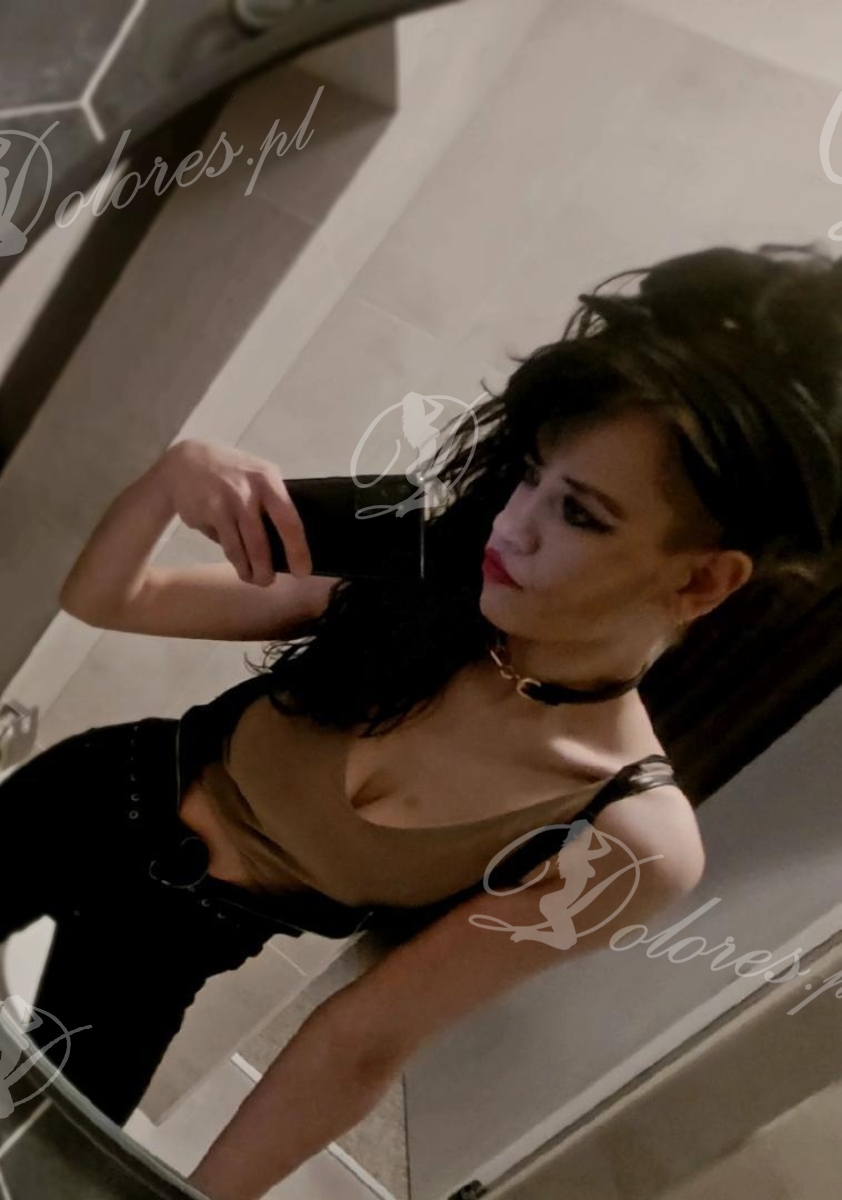 LATINA QUEEN VIP 24H ACTIVIE!