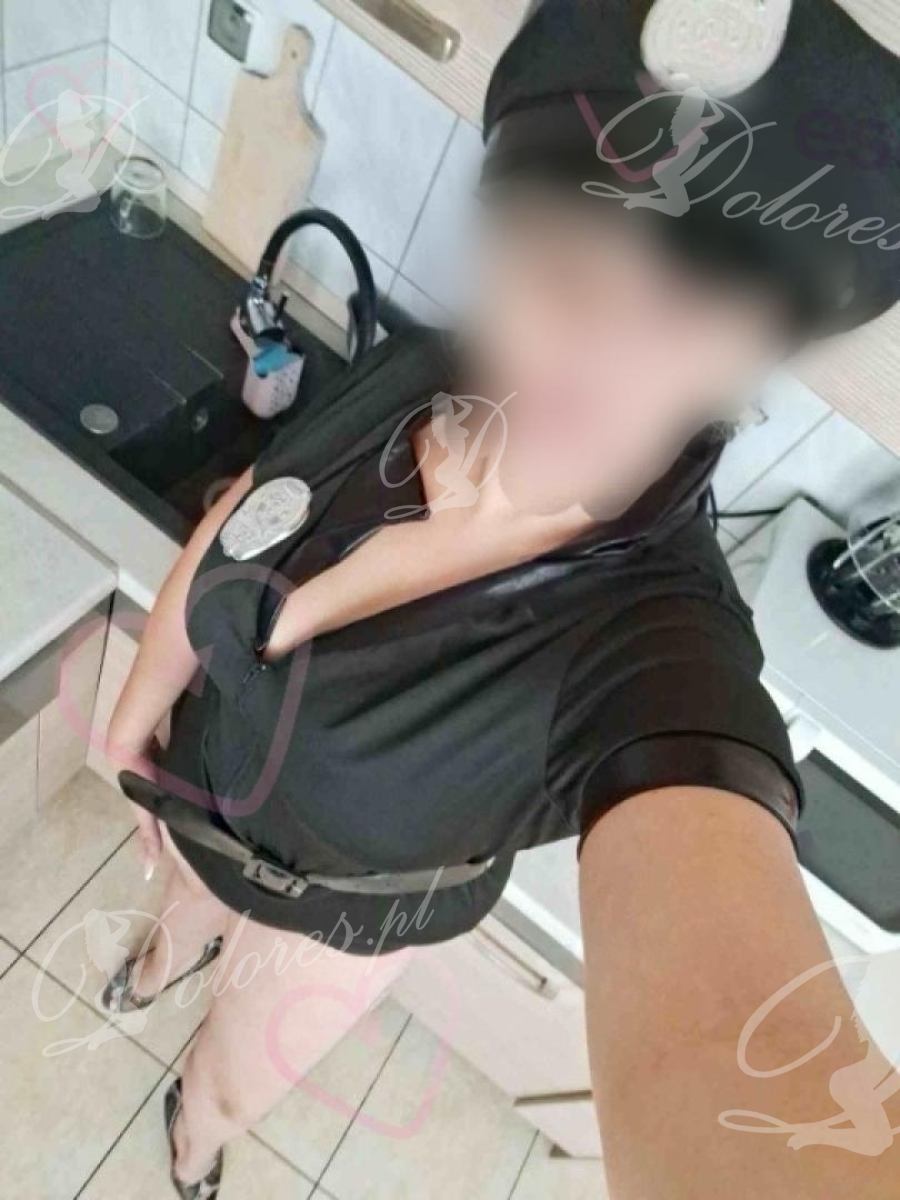 Policjantka szybki numerek 150