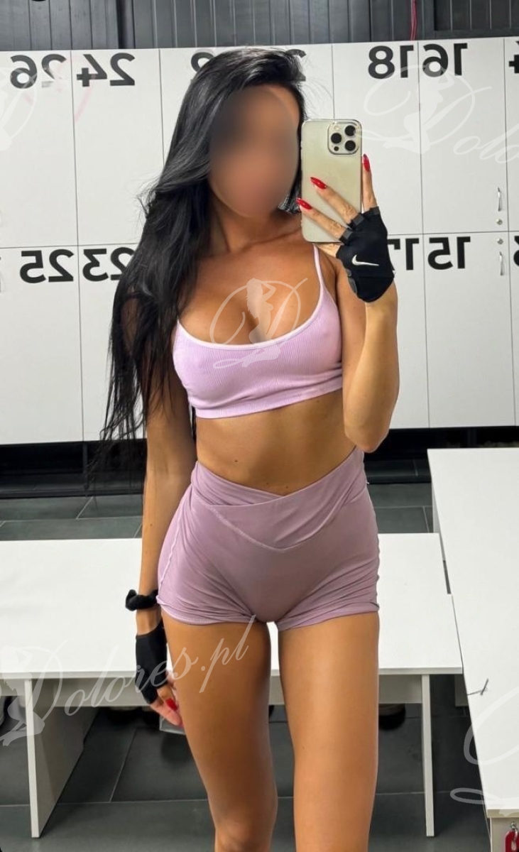 FIT GIRL