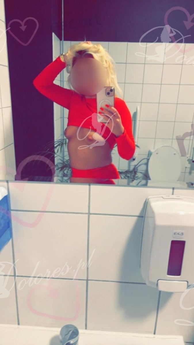 Wyuzdana Niunia tylko na chwilę