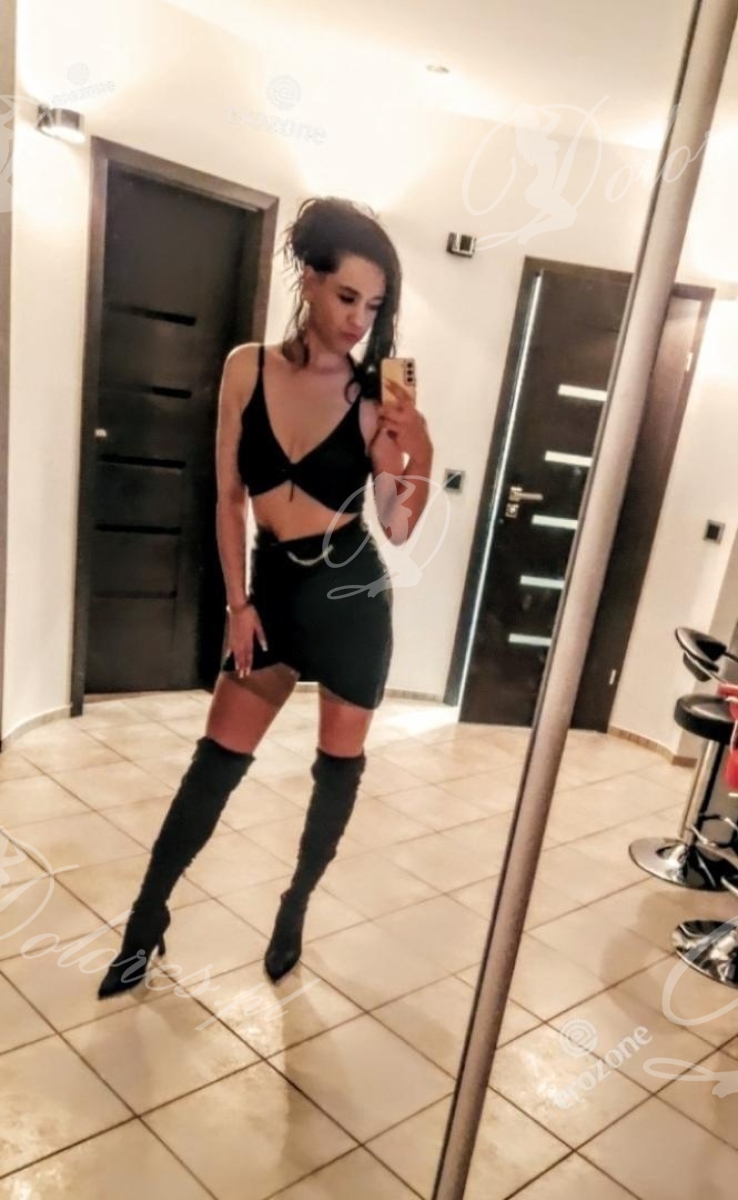 LATINA QUEEN- Full and ALLS TIMs MEETING