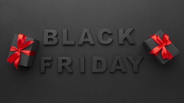 Black Friday na Dolores (30 dni za darmo + promocje -75%)